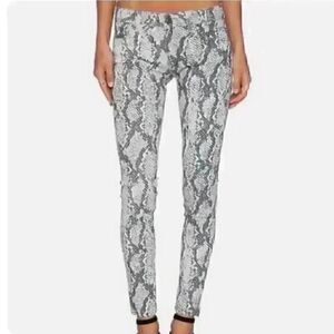 DL1961 Grey Snakeprint Skinny Jeans Size 27